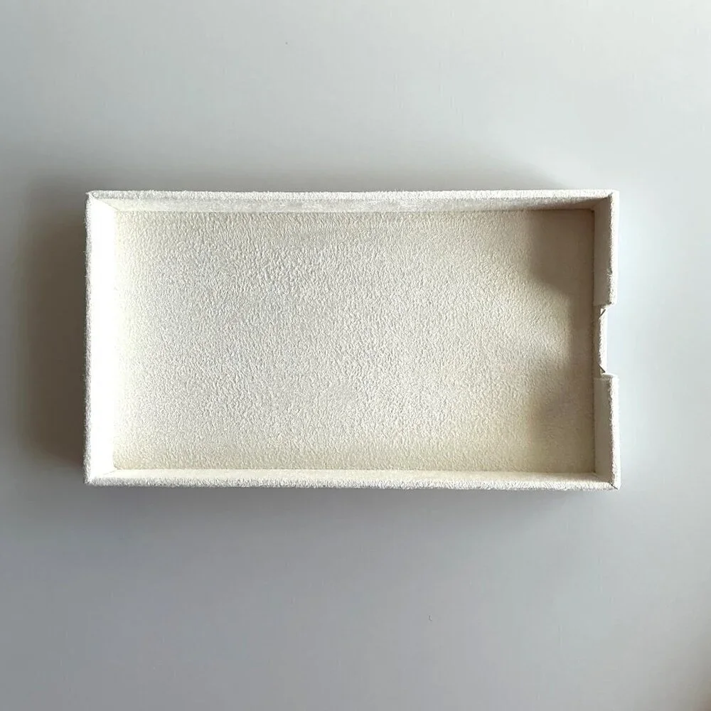 NWT Ganz Flocked Velvet-Like Guest Towel Holder – Off-White Bathroom Vanity Tray